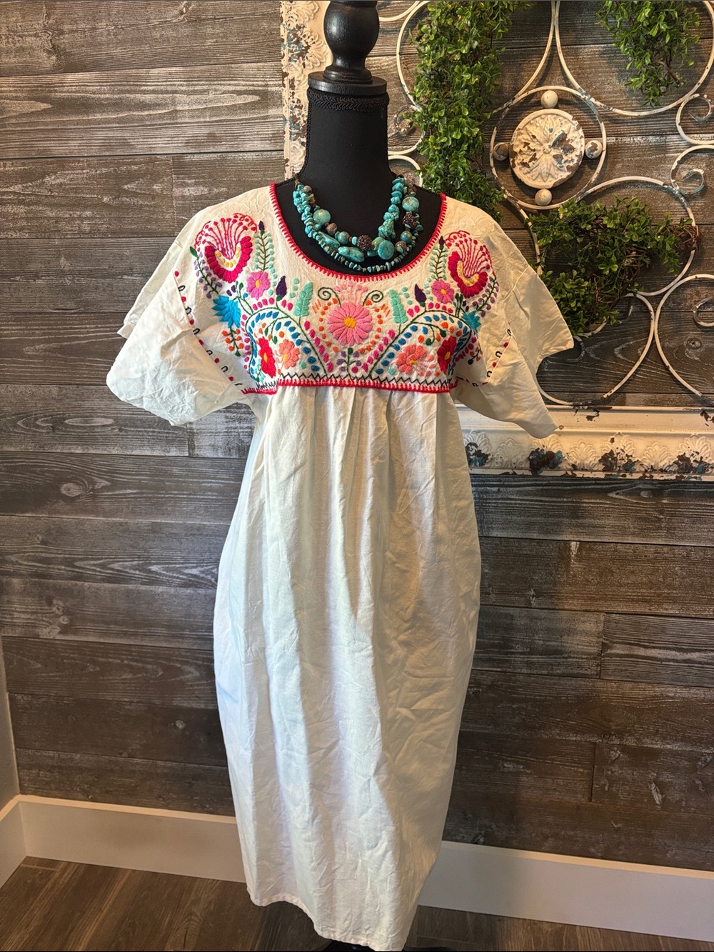 NWT (Size L 8/10) Embroidered White Mexican-Style Dress with Floral Yoke -Cotton